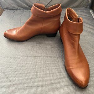 Spring Step Brown leather ankle boots